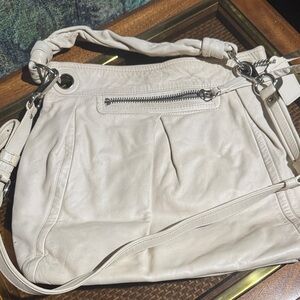 Vintage Coach White Leather Shoulder Bag with Silver Hardware